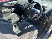 Usado Ford Ecosport Titanium 95 HP (69 kW) 2016 Prateado SUV