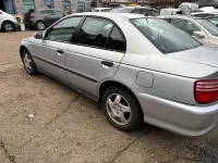 Używany Honda Accord SE 147 KM (108 kW) 2002 Srebrny Sedan/Limuzyna