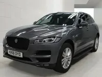Usado Jaguar F-Pace Portfolio 241 HP (177 kW) 2020 SUV