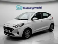 Używany Hyundai i10 SE 67 KM (49 kW) 2022 Biały Hatchback