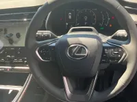 Used Lexus LBX 136 HP (100 kW) 2025 Silver SUV