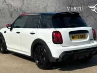 Usado Mini Cooper Sport 136 CV (100 kW) 2022 Blanco Utilitario