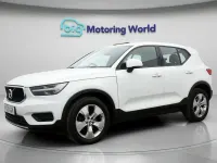 Begagnad Volvo XC40 Momentum 161 HK (118 kW) 2020 Vit SUV