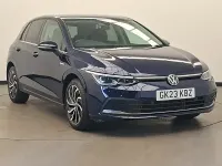 Begagnad VW Golf VIII Edition 150 HK (110 kW) 2023 Blå Halvkombi