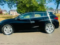 Used Infiniti Q30 Business Executive 107 HP (78 kW) 2016 Black Hatchback