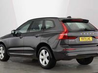 Usado Volvo XC60 Momentum 194 HP (142 kW) 2022 SUV