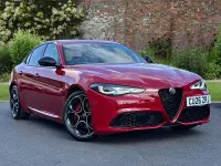 Ny Alfa Romeo Giulia Sprint 276 HK (202 kW) 2026 Röd Sedan