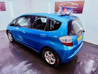 Used Honda Jazz ES 100 HP (73 kW) 2010 Blue Hatchback