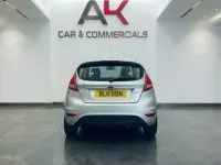 Used Ford Fiesta Titanium 94 HP (69 kW) 2011 Silver Hatchback