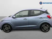 Used Hyundai i10 Premium 67 HP (49 kW) 2023 Blue Hatchback