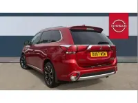 Used Mitsubishi Outlander P-HEV 199 HP (146 kW) 2017 Red SUV