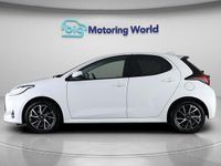 Used Toyota Yaris Hybrid Design 116 HP (85 kW) 2023 White Hatchback