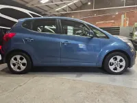 Used Kia Venga 89 HP (65 kW) 2012 Blue Hatchback
