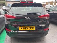 Used Hyundai Tucson SE 132 HP (97 kW) 2015 Black SUV