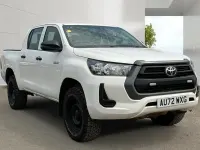 Used Toyota HiLux Active 150 HP (110 kW) 2022 White Pickup