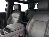 Usado Land Rover Defender SE Dynamic 245 HP (180 kW) 2022 Cinzento SUV