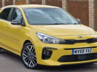 Used Kia Rio GT-Line S 118 HP (86 kW) 2018 Yellow Hatchback