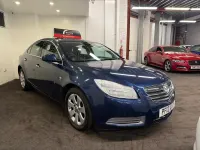 Used Vauxhall Insignia 160 HP (117 kW) 2013 Blue Hatchback