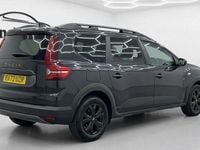 Używany Dacia Jogger Extreme 141 KM (103 kW) 2025 Minivan