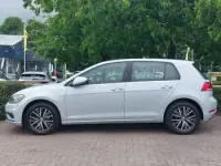 Used VW Golf VII SE 110 HP (80 kW) 2018 Silver Hatchback