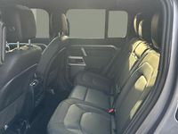 Begagnad Land Rover Defender SE Dynamic 249 HK (183 kW) 2025 SUV