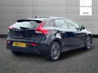 Used Volvo V40 Momentum 122 HP (89 kW) 2018 Black Hatchback
