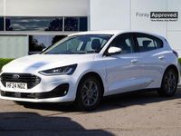 Begagnad Ford Focus Titanium 2024 Vit Halvkombi