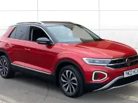 Usado VW T-Roc Style 150 HP (110 kW) 2022 Vermelho SUV