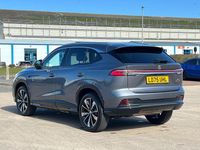 Usado MG HS Trophy 224 HP (164 kW) 2025 Cinzento SUV