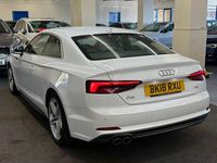 Begagnad Audi A5 S-Line 190 HK (139 kW) 2018 Vit Sportkupé