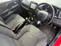Used Renault Clio Dynamique 75 HP (55 kW) 2016 Red Hatchback