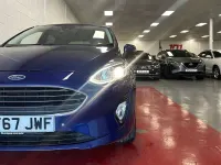 Begagnad Ford Fiesta Titanium 100 HK (73 kW) 2018 Blå Halvkombi