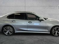 Begagnad BMW 330e M Sport 288 HK (211 kW) 2024 Grå
