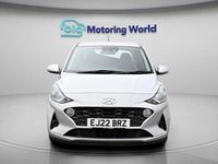 Used Hyundai i10 SE 84 HP (61 kW) 2022 Silver Hatchback