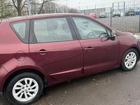 Used Renault Scénic III Dynamique 110 HP (80 kW) 2013 Red MPV