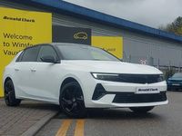 Begagnad Vauxhall Astra 130 HK (95 kW) 2025 Vit Halvkombi