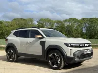 Used Dacia Duster Extreme 130 HP (95 kW) 2025 Beige SUV