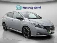 Begagnad Nissan Leaf N-Connecta 110 kW (150 HK) 2022 Halvkombi