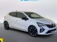 Used Renault Clio Techno 90 HP (66 kW) 2024 White Hatchback