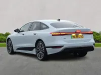 Begagnad Audi A6 e-tron Performance 269 kW (367 HK) 2025 Vit Halvkombi