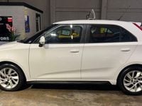 Used MG MG3 106 HP (77 kW) 2017 White Hatchback