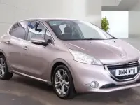 Used Peugeot 208 Allure 2014 Pink Hatchback
