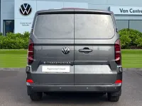 Nouă VW Transporter 100 kW (136 CP) 2026 Gri Van