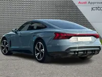 Second-hand Audi e-tron GT quattro Comfort 384 kW (523 CP) 2023 Gri Berlinǎ