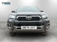 Used Toyota HiLux 204 HP (150 kW) 2025 Grey Pickup