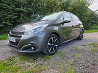 Used Peugeot 208 Allure Premium 82 HP (60 kW) 2018 Grey Hatchback