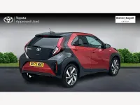 Used Toyota Aygo X 72 HP (52 kW) 2023 Red SUV