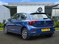 Used VW Polo Life 95 HP (69 kW) 2023 Blue Hatchback