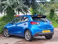 Used Mazda 2 90 HP (66 kW) 2017 Blue Hatchback