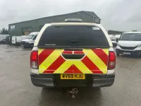 Second-hand Toyota HiLux Active 150 CP (110 kW) 2019 Alb Pickup